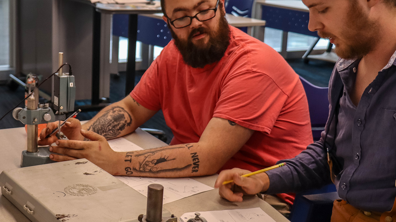 Students in a manufacturing class