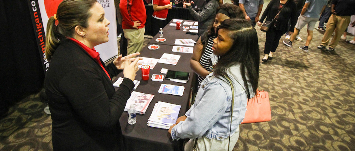 Kari Cheevers at College Night 2018