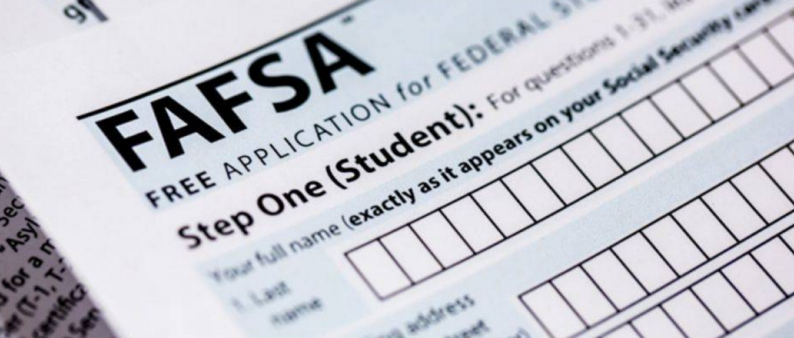 FAFSA form photo