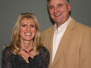 Photo of Mike and Lisa Welch.